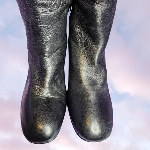Stuart Weitzman Black Knee High Pull On Soft Leather Gothic Heel Boots Sz 9.5 - Picture 5 of 8
